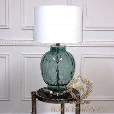 lampa z zielonym szkłem
